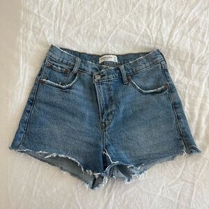 Abercrombie & Fitch High Rise Mom Short